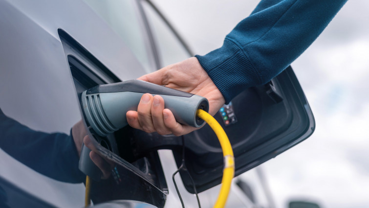 Las ventas de vehículos eléctricos en España crecen casi 50% en julio