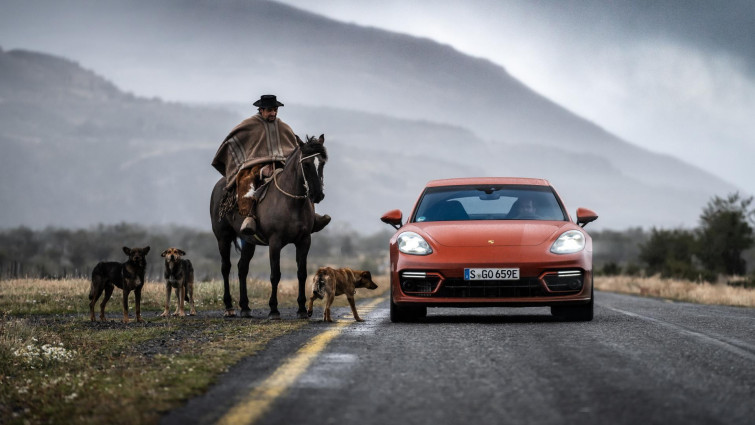 Recorriendo la Ruta del Fin del Mundo con el Porsche Panamera E-Fuel