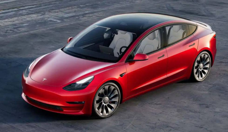 El Model 3 de Tesla segundo módelo más vendido en septiembre, tras el Dacia Sandero