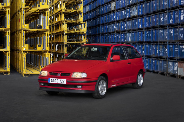 Seat Ibiza MK2 (1993–2002). La segunda generación del Ibiza trajo la expansión de la marca y el estreno de Martorell