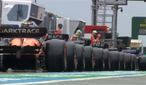 F1 |  Los McLaren pintan de naranja la primera línea de parrilla en el GP de Hungría