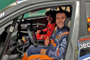 ​El piloto de rallyes Iván Ares se toma un descanso para cuidar su salud mental