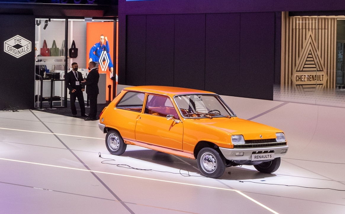 2021IAAMunichMotorshow Renault5PrototypeandRenault5(9)