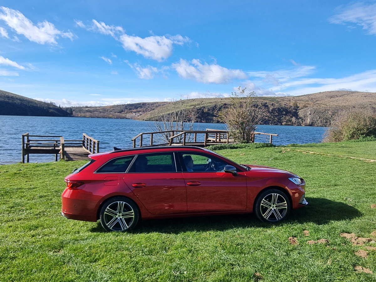 04. Seat Leon electrificada